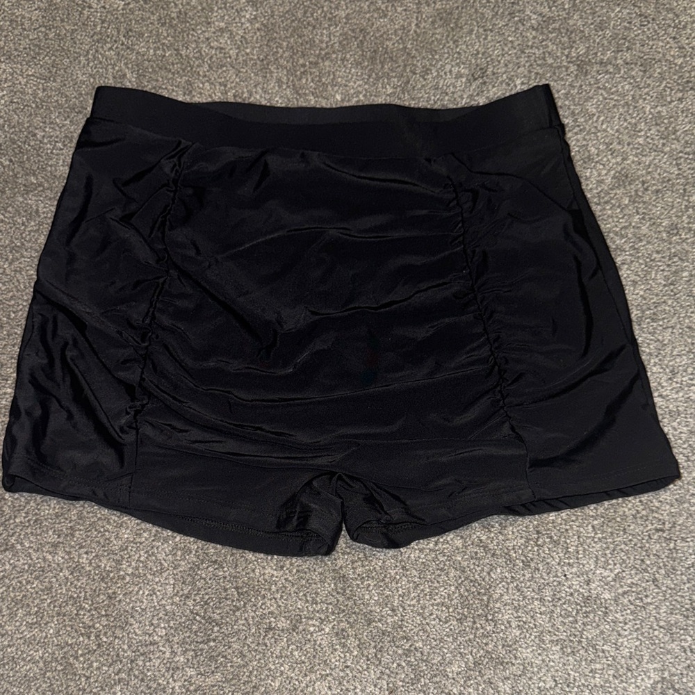 Cupshe Women's Black Swim Athletic Shorts